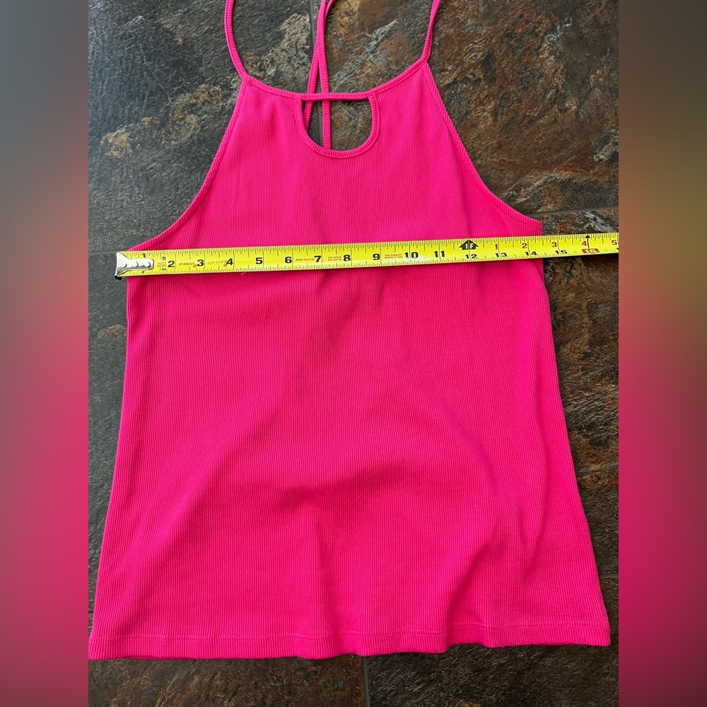 Anthropologie 100% cotton pink key hole open back sleeveless top. Size large - Picture 11 of 11